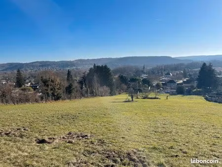 terrain a lotir dans le bourg d'antonne 24420