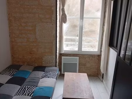 beau studio meublé 399 euros niort