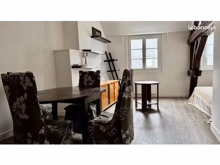 studio 1 pièce 29 m²