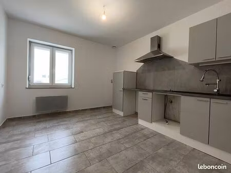 appartement 3 pièces 80 m²