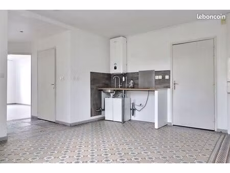 appartement 3 pièces 45 m²