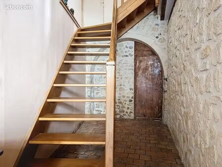 maison ancienne de caractère plein centre durtal