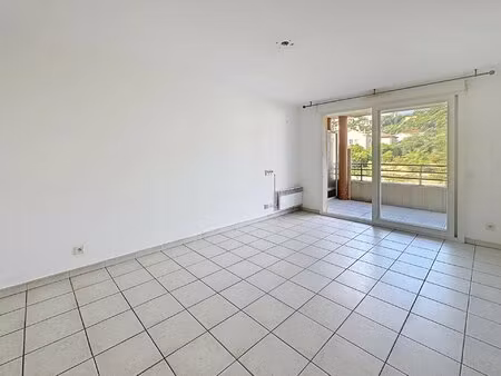 saint laurent du var (06700) 2 pieces garage inclus