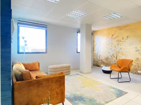 a perpignan sud  des bureaux de 68m2 pour profession liberal