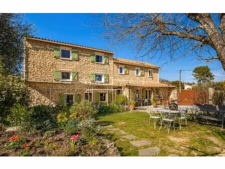 bastide en pierre du 18éme siecle - grasse saint antoine