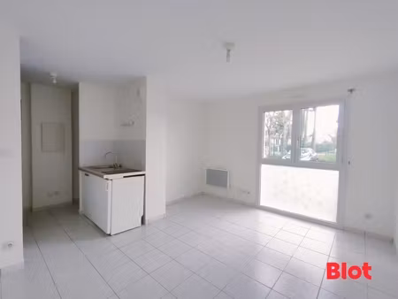 studio a louer - montgermont 20 m² avec parking privatif