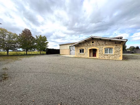 local commercial 162m² à riscle