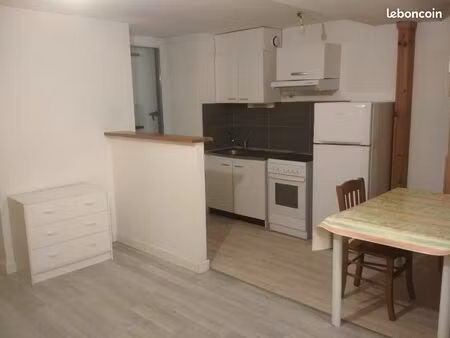 studio meublé à laval  rive droite