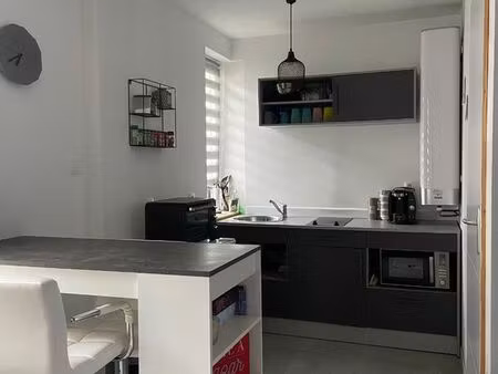 studio meublé en plein centre ville