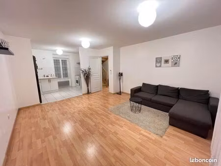 location appartement 2 pièces en duplex