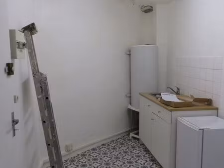 t2 avec garage proche iut