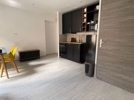 à louer – superbe f2 meublé – 36 m² – sens centre-ville (quartier amande)