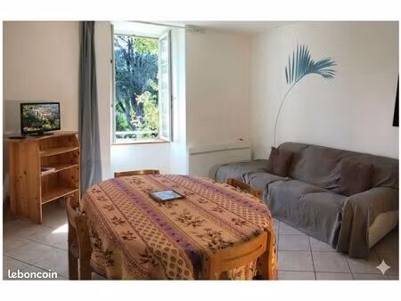 ◊ location meublée jaujac