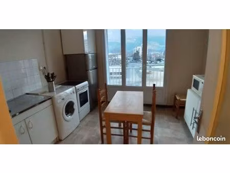 appartement meublé t2 - 47 m² - le-pont-de-claix