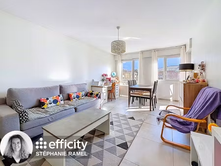 appartement 4 pièces - 82 m²