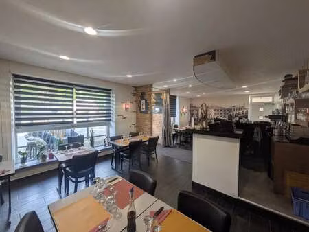 vente bureaux et commerces à louvigné-du-désert (35420) : à vendre / louvigné-du-désert