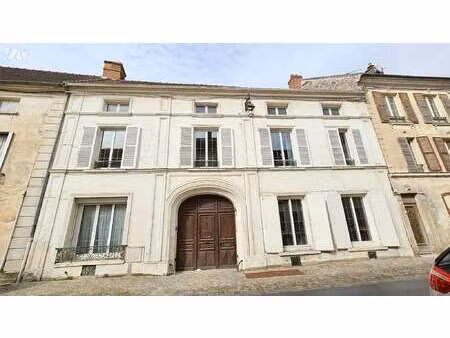 vente maison à charly-sur-marne (02310) : à vendre / 276m² charly-sur-marne