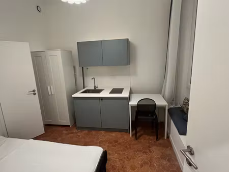 studio meublé 14m2 tout rénové centre ville