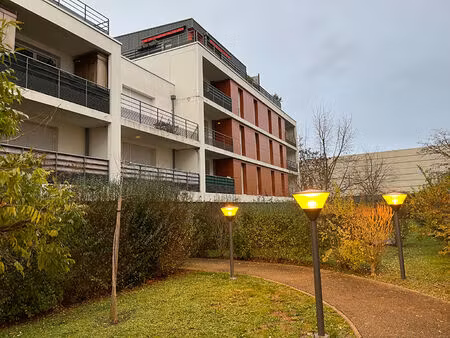 appartement tours nord t2 - quartier de la milletière