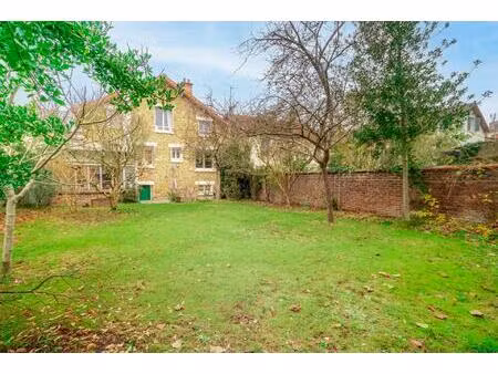 grande meulière familiale  centrale et indépendante