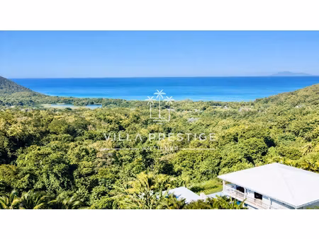 villa creole de caractere avec vue mer et piscine - deshaies