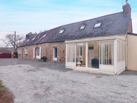 vente longère et corps de ferme à plounévez-moëdec (22810) : à vendre / 160m² plounévez-mo