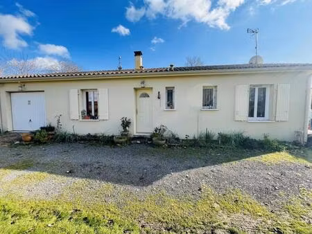 maison de plain-pied 2 chambres sur plus de 5000 m² de terrain