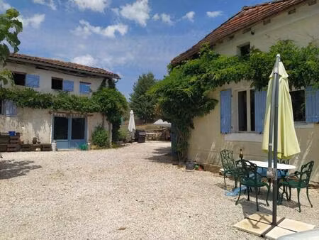 maison de caractère avec dépendances et potentiel d’aménagement