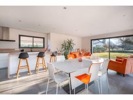 maison de 5 pièces de luxe en vente à vif  auvergne-rhône-alpes