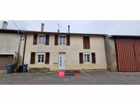 maison de village secourt