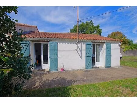 en vente maison 58 m² – 170 000 € |grosbreuil