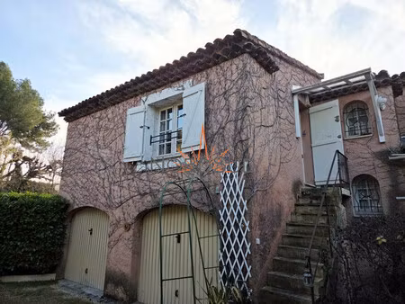 location t2 eguilles