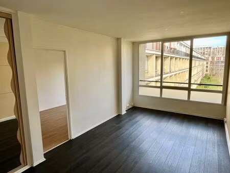 appartement de 2 pièces - meudon la foret