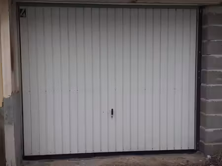 en vente garage-parking 125 m² – 23 990 € |baugé-en-anjou