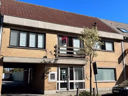 appartement te huur in ichtegem met 2 slaapkamers