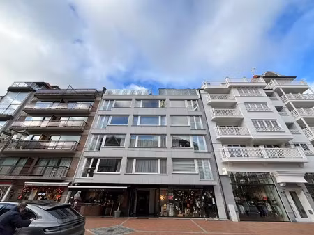 appartement te huur in knokke-heist met 2 slaapkamers