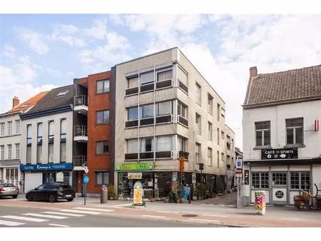 opbrengsteigendom met 6 units in eeklo.