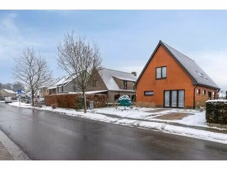 perfect instapklare villa op 5a 89ca te relegem