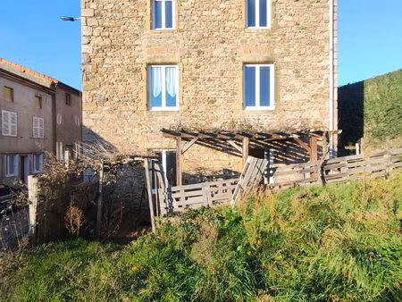 maison de village à vendre à écoche - 122m² - 5 pièces