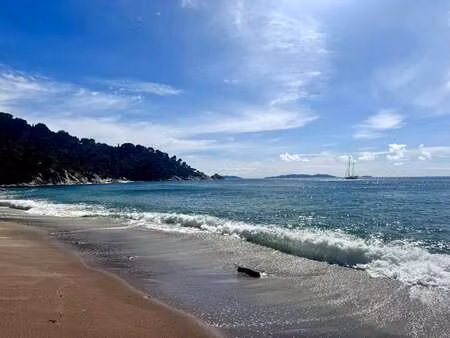 maison de luxe avec vue sur mer à vendre au lavandou : 5 460 000 € | 210m²