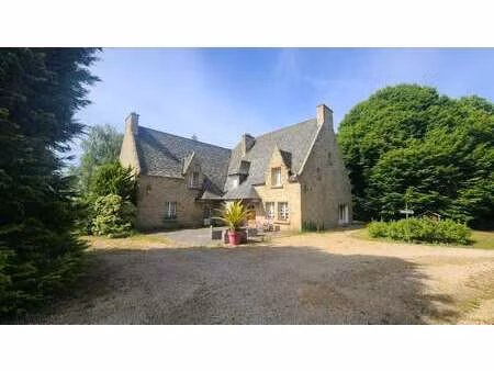 maison de luxe avec vue sur mer à vendre à morlaix : 840 000€ | 380m²