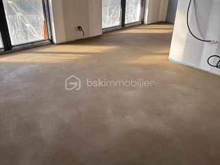 maison de 110 27 m² à sainte-marie-aux-chenes