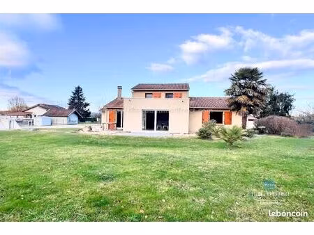 villa 5 pièces 116 m²