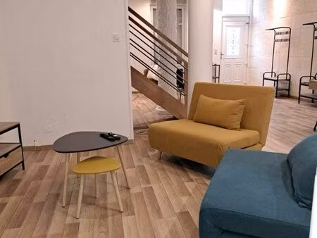 maison meublée de 5 chambres en centre ville - garage/cour/cave