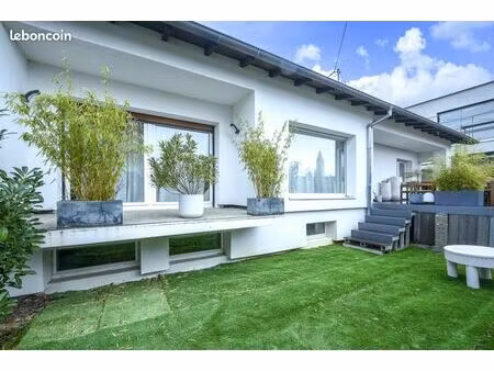 maison 6 pièces 268 m²