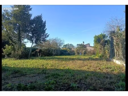 terrain 400 m² dremil lafage