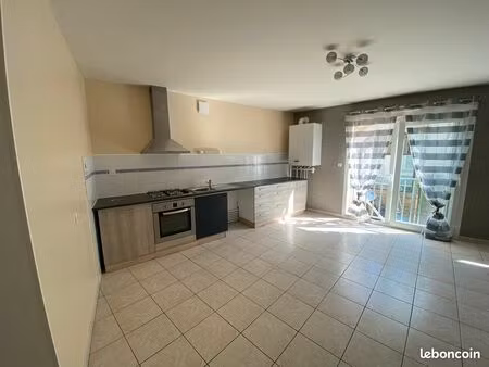 appartement lumineux centre ducey