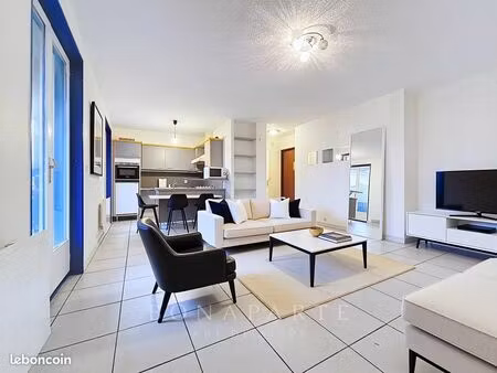 studio 1 pièce 34 m²