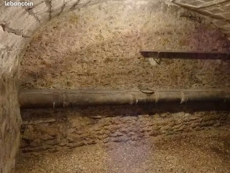 loue cave saine paris république