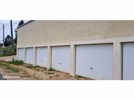 box/garage location - figeac